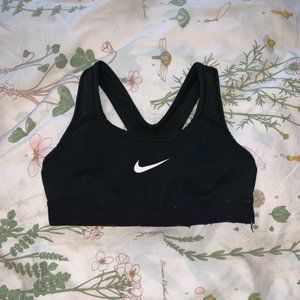 Nike girls sports bra